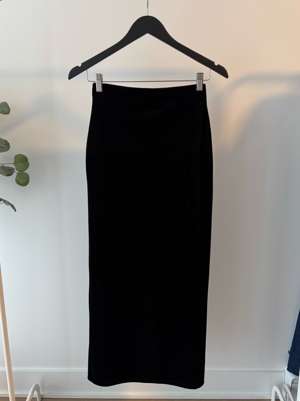 Dynamite Suede Black Maxi Skirt